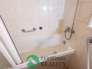 Prodej bytu 2+kk, Praha - Hlubočepy, Voskovcova, 46 m2