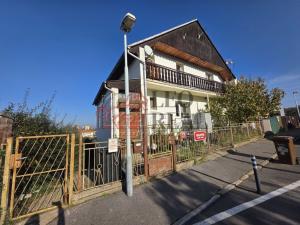 Pronájem bytu 2+1, Praha - Ruzyně, Kralupská, 52 m2