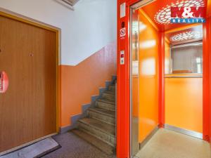 Prodej bytu 3+1, Karlovy Vary - Stará Role, Dvořákova, 83 m2