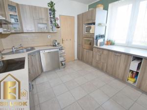 Prodej bytu, Jeníkovice, 228 m2