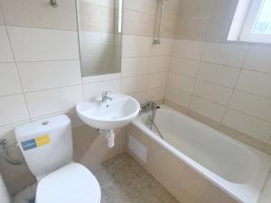 Pronájem bytu 1+kk, Praha - Nusle, Na Veselí, 29 m2