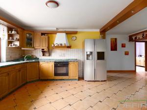 Prodej komerční nemovitosti, Praha - Újezd nad Lesy, Starokolínská, 510 m2