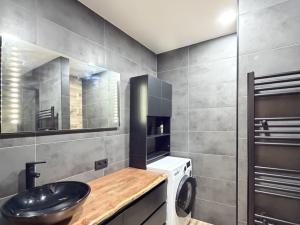 Pronájem bytu 2+kk, Liberec - Liberec XII-Staré Pavlovice, Letná, 41 m2