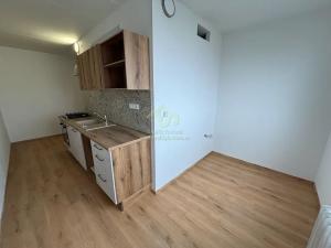 Pronájem bytu 2+1, Hrádek, 1. máje, 53 m2