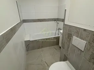 Pronájem bytu 2+1, Hrádek, 1. máje, 53 m2