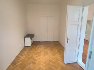 Pronájem bytu 2+1, Praha - Nové Město, Lípová, 63 m2