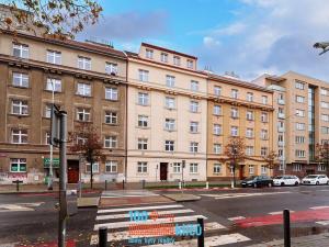 Pronájem bytu 1+kk, Praha - Holešovice, U Uranie, 26 m2