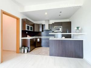 Prodej bytu 3+kk, Vestec, U Strouhy, 66 m2