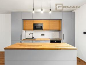 Prodej bytu 2+kk, Praha - Zbraslav, Elišky Přemyslovny, 63 m2