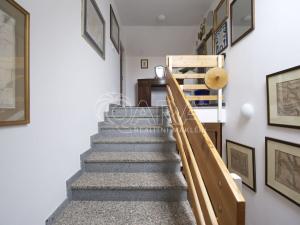 Pronájem rodinného domu, Praha - Kunratice, Ke hrádku, 417 m2