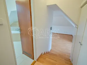 Pronájem rodinného domu, Praha - Kunratice, Ke hrádku, 417 m2