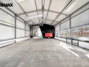 Pronájem skladu, Doubravice, 1380 m2