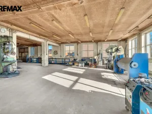 Pronájem skladu, Doubravice, 1380 m2