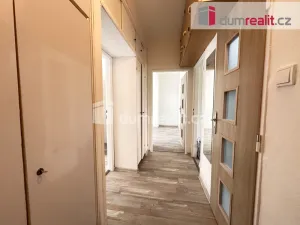 Pronájem bytu 3+1, Ústí nad Labem - Bukov, Dukelských hrdinů, 73 m2