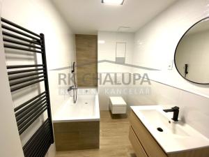 Pronájem bytu 2+kk, České Budějovice, U Branišovského lesa, 51 m2