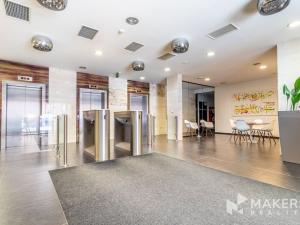 Pronájem kanceláře, Praha - Karlín, Thámova, 278 m2