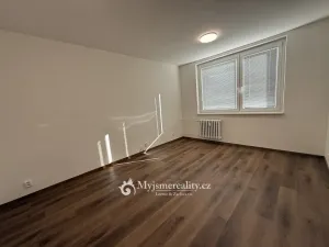Pronájem bytu 1+1, Zlín - Příluky, 32 m2