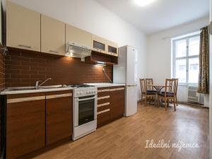 Pronájem bytu 2+1, Praha - Nusle, V podluží, 72 m2