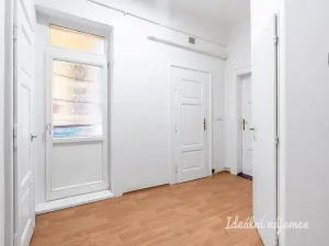 Pronájem bytu 2+1, Praha - Nusle, V podluží, 72 m2