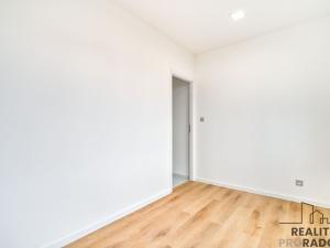 Pronájem bytu 2+kk, Ostrava - Poruba, Vietnamská, 41 m2