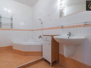 Pronájem bytu 2+kk, Praha - Modřany, Semická, 53 m2