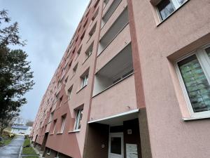 Pronájem bytu 2+1, Chomutov, Pod Břízami, 51 m2