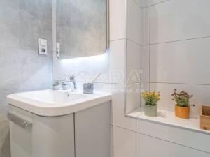 Pronájem bytu 2+1, Kladno - Kročehlavy, Dlouhá, 53 m2