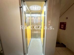 Pronájem bytu 3+1, Praha - Vinohrady, Nad Primaskou, 62 m2