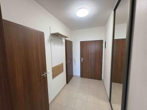 Pronájem bytu 2+kk, Praha - Stodůlky, Nárožní, 49 m2