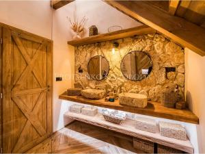 Prodej činžovního domu, Lipí, 197 m2