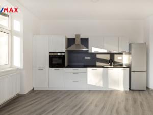 Prodej činžovního domu, Ústí nad Labem - Předlice, náměstí Prokopa Velikého, 576 m2