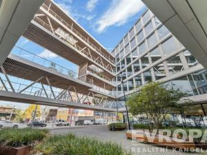 Pronájem kanceláře, Praha - Holešovice, Plynární, 171 m2