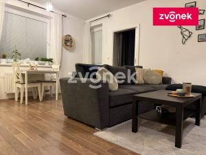 Pronájem bytu 2+kk, Zlín, Plesníkova, 46 m2