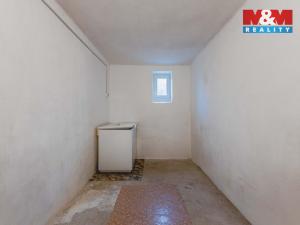 Prodej bytu 3+1, Klatovy - Klatovy IV, Školní, 81 m2