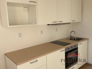 Pronájem bytu 2+1, Opava, Otická, 42 m2