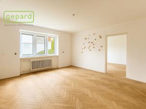 Prodej bytu 3+1, Březová, Sklářská, 60 m2