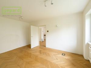 Prodej bytu 3+1, Březová, Sklářská, 60 m2