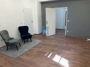 Pronájem kanceláře, Praha, Bohuslava ze Švamberka, 70 m2