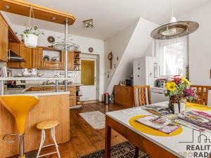 Prodej rodinného domu, Úvaly, Pod Tratí, 170 m2