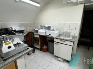 Pronájem restaurace, Prachatice, Velké náměstí, 200 m2