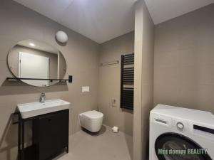 Pronájem bytu 2+kk, Praha - Strašnice, Ramonova, 58 m2