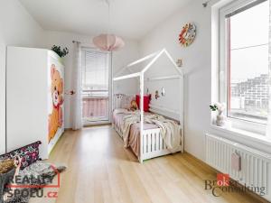 Prodej bytu 3+kk, Praha - Hloubětín, Nademlejnská, 80 m2