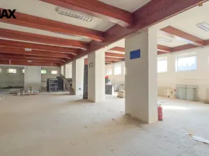 Prodej výrobních prostor, Úpice, Dr. Teuchmanna, 1817 m2