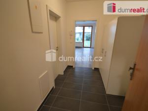 Pronájem bytu 1+kk, Praha - Hloubětín, Modrého, 35 m2