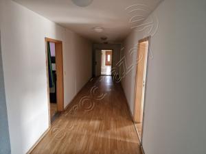 Dražba ubytování, Ostrov, Krušnohorská, 750 m2