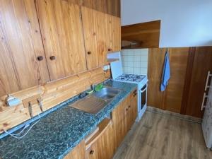 Pronájem bytu 2+1, Olomouc, tř. Svornosti, 54 m2