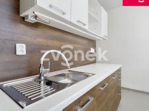 Pronájem bytu 1+1, Zlín - Příluky, Zborovská, 38 m2