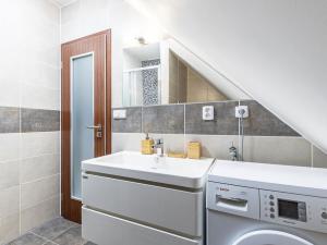 Pronájem bytu 2+kk, Brno - Ivanovice, Příjezdová, 75 m2