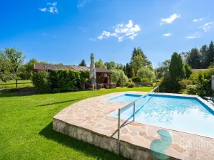 Prodej apartmánu, Benešov nad Černou, 295 m2