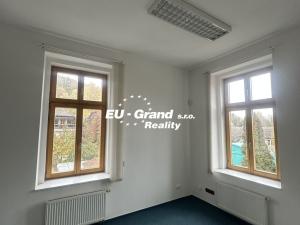 Pronájem kanceláře, Varnsdorf, 5. května, 107 m2